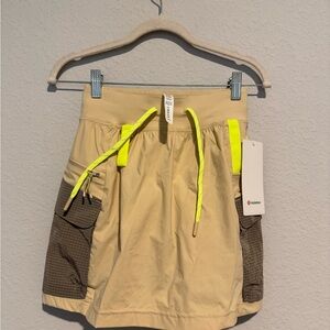Lululemon Athletica Beige Cargo Hiking Skirt